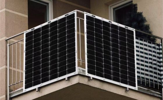 200W Balkon Ultra Işık Güneş Paneli Güç Santrali Pil Enerji Depolama IP67